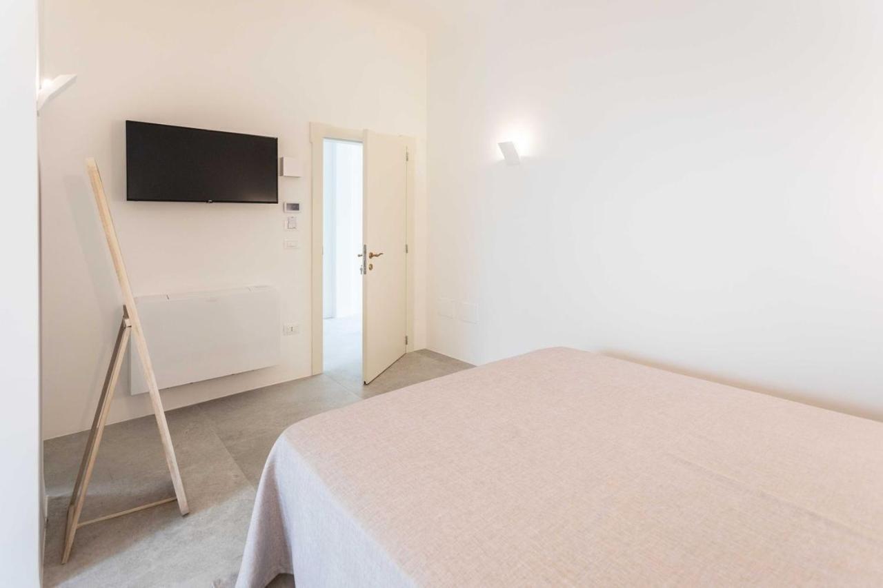 Dimora Dei Maestri-Camera Con Veranda E Bagno Privati Felline Extérieur photo