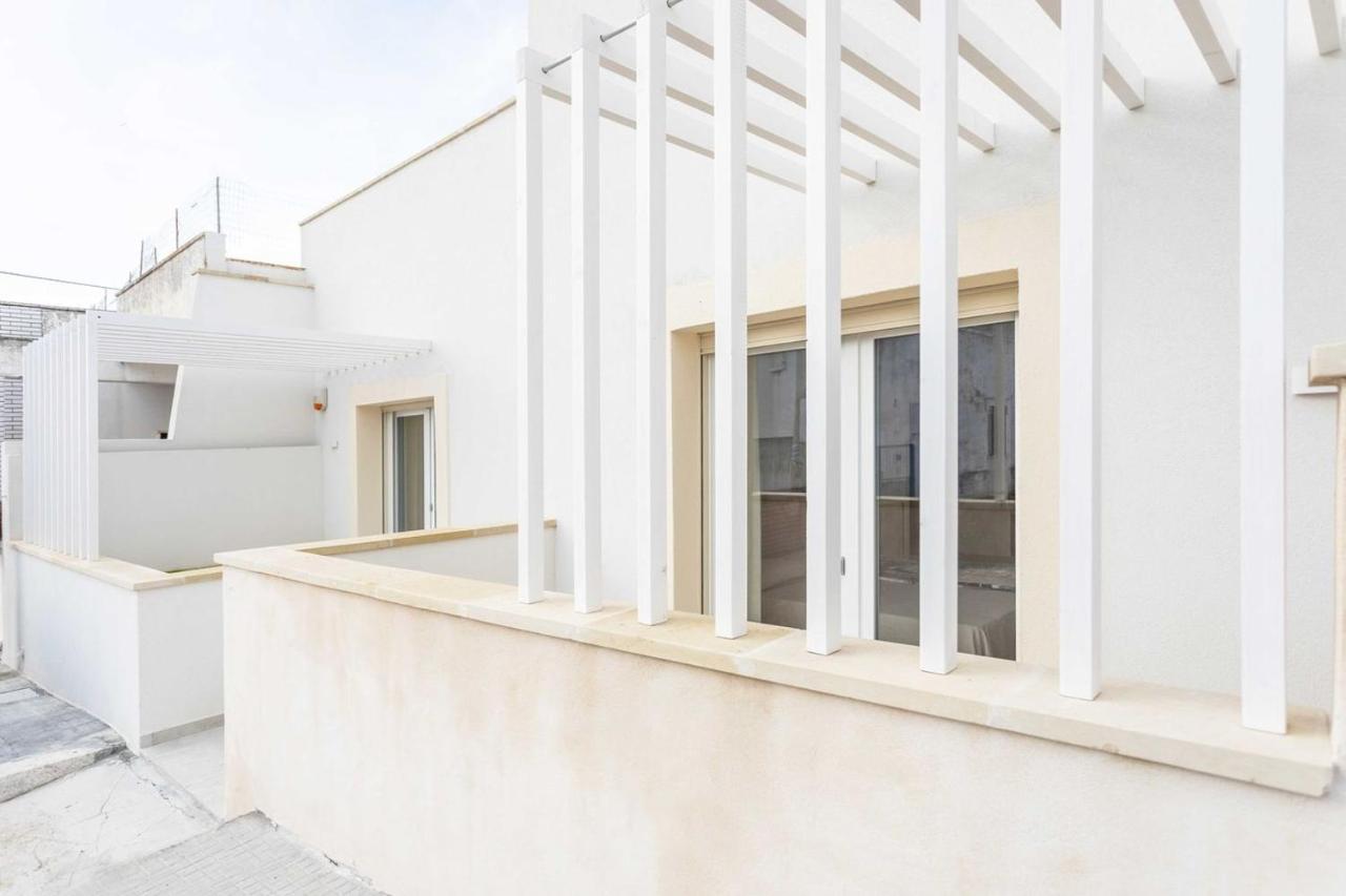 Dimora Dei Maestri-Camera Con Veranda E Bagno Privati Felline Extérieur photo